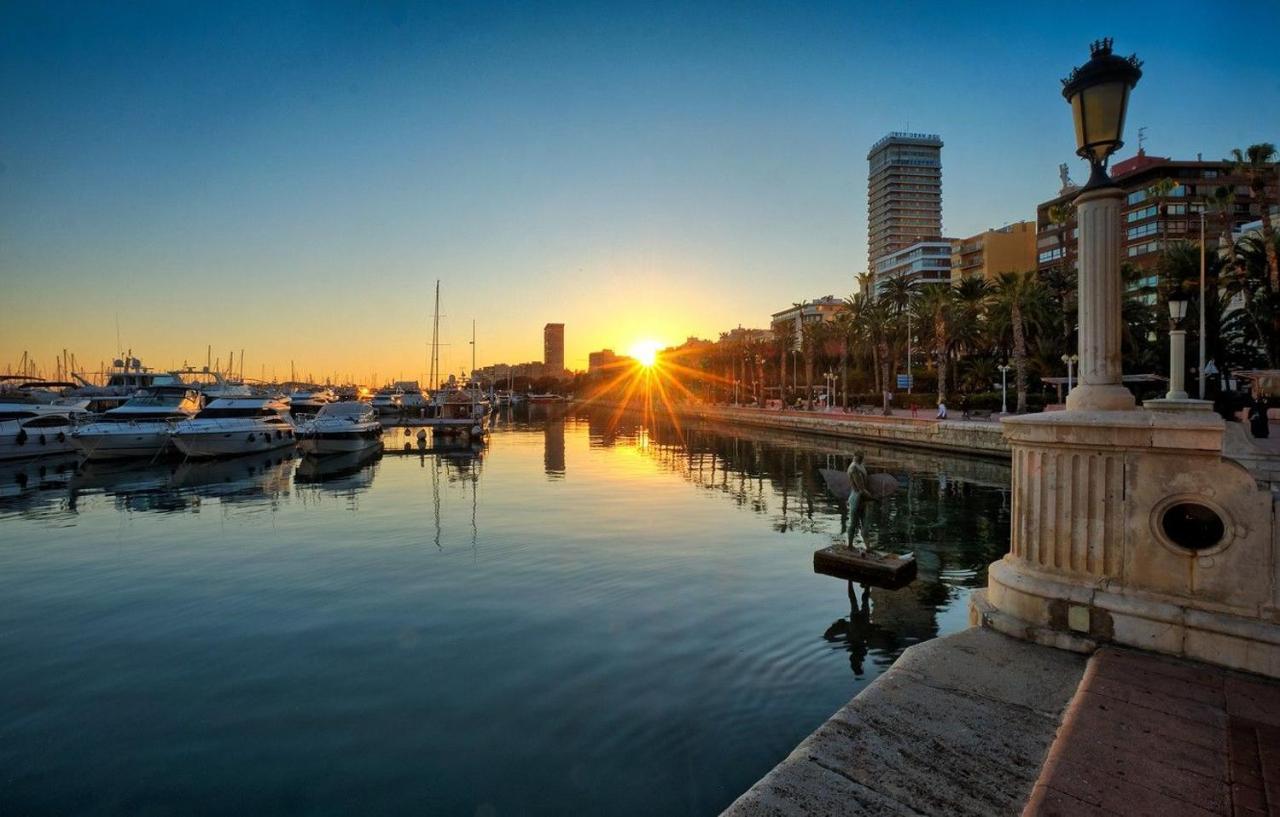 Ap Hotel Navas Alicante Exteriör bild